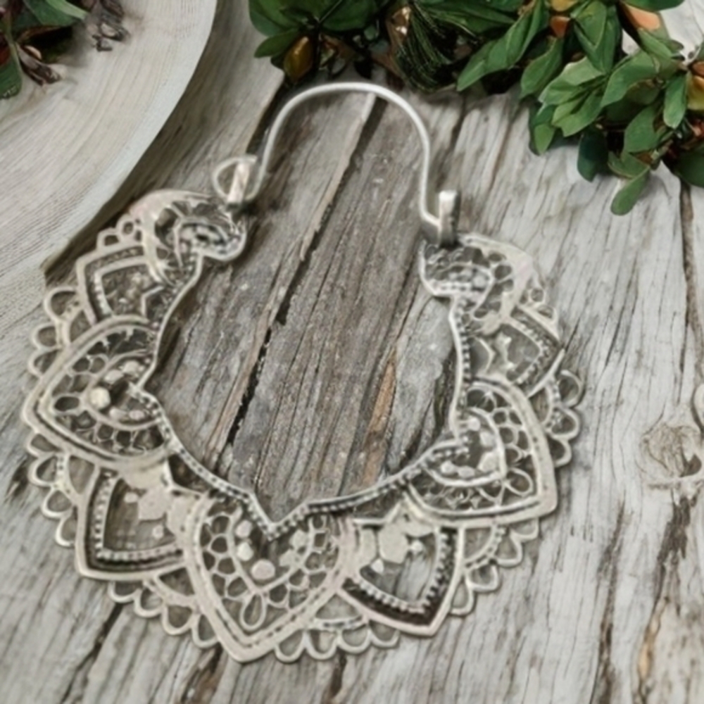MODCLOTH ANTIQUED BOHO HOOPS 1 - Picture 4 of 5